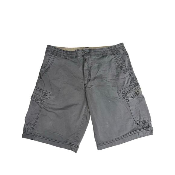 Union Bay Men’s cargo Shorts Gray 36  Y2K Distressed Outdoor Casual - Picture 1 of 7